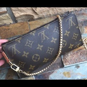 Authentic Louis Vuitton crossbody